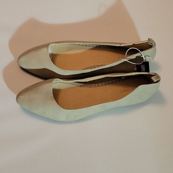 BRAND NEW OLD NAVY POINTED TOE FAUX LEATHER FLAT WOMEN"S SHOE - Picture 8 of 15